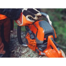 Husqvarna 2026 - Профессиональная бензопила Husqvarna 564 XP (инжектор, LPFI) в скором времени в Украине.
